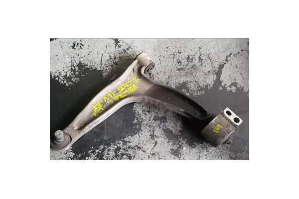 Recambio de brazo inferior delantero izquierdo para opel vectra c berlina (2002) 2.0 dti 16v referencia OEM IAM   