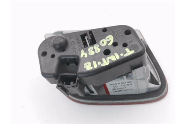 Recambio de piloto porton trasero izquierdo para bmw serie 3 berlina (e46) 1.9 318i referencia OEM IAM 8364923  
