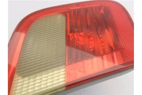 Recambio de piloto porton trasero izquierdo para bmw serie 3 berlina (e46) 1.9 318i referencia OEM IAM 8364923  