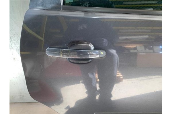 Recambio de puerta trasero derecha para ford focus c-max 1.6 referencia OEM IAM   