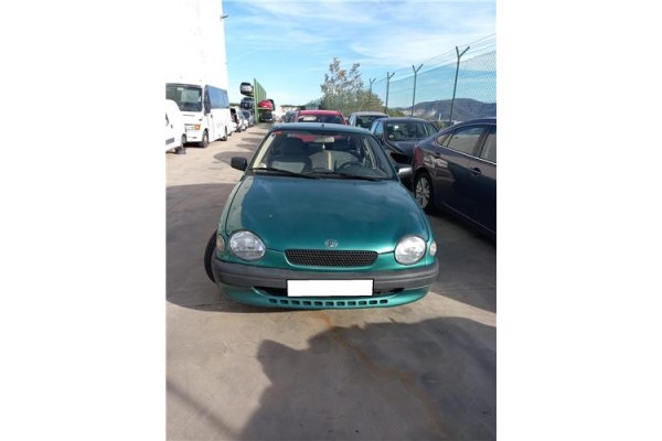 toyota corolla (e11) del año 1998