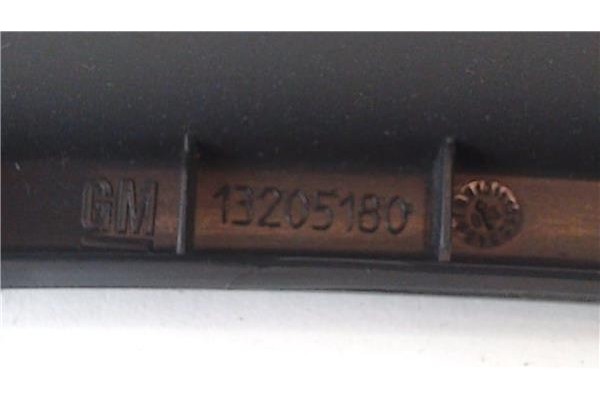 Recambio de embellecedor cuadro instrumentos para opel corsa d 1.2 referencia OEM IAM 13205180  