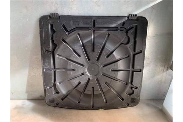 Recambio de guarnecido piso maletero para jeep grand cherokee (wj/wg) 2.7 crd laredo referencia OEM IAM 5HB55TRMAA  