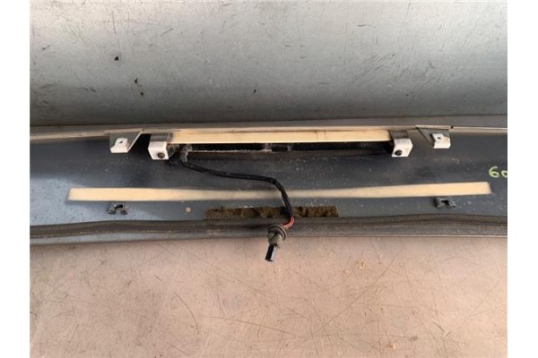 Recambio de aleron trasero para seat ibiza (6l1) 1.4 16v referencia OEM IAM 6L6827933D  