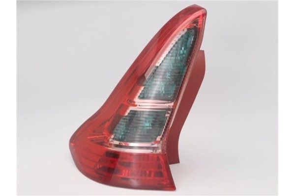 Recambio de piloto trasero izquierdo para citroen c4 berlina 1.4 16v referencia OEM IAM 9646801777 4CXX13405A 