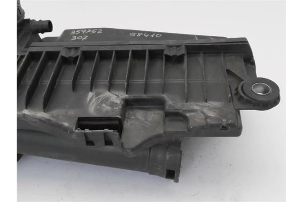 Recambio de carcasa filtro aire para peugeot 307 berlina (s2) 1.6 x-line referencia OEM IAM   