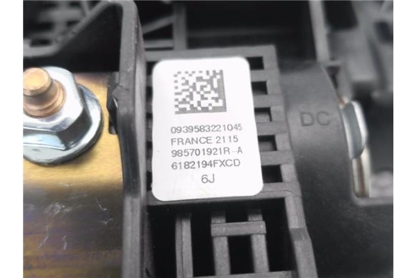 Recambio de airbag volante para renault clio iii 1.5 dci (c/br1g) referencia OEM IAM 985701921R 6106288D 