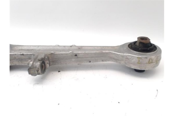 Recambio de brazo inferior delantero izquierdo para audi a4 berlina (b5) 1.8 t referencia OEM IAM 4D0407155J  