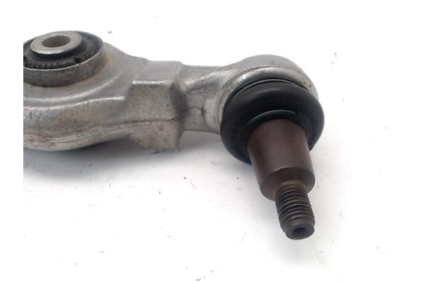 Recambio de brazo inferior delantero izquierdo para audi a4 berlina (b5) 1.8 t referencia OEM IAM 4D0407155J  