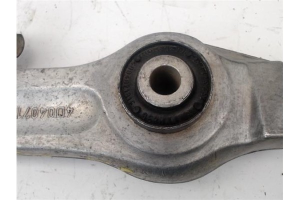 Recambio de brazo inferior delantero izquierdo para audi a4 berlina (b5) 1.8 t referencia OEM IAM 4D0407155J  
