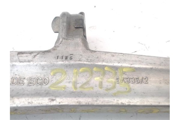 Recambio de brazo inferior delantero izquierdo para audi a4 berlina (b5) 1.8 t referencia OEM IAM 4D0407155J  