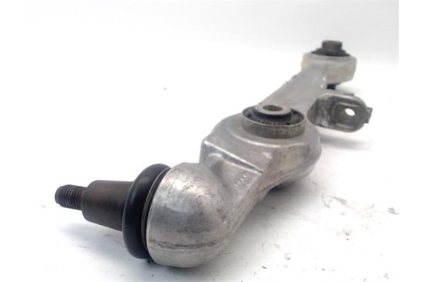 Recambio de brazo inferior delantero izquierdo para audi a4 berlina (b5) 1.8 t referencia OEM IAM 4D0407155J  