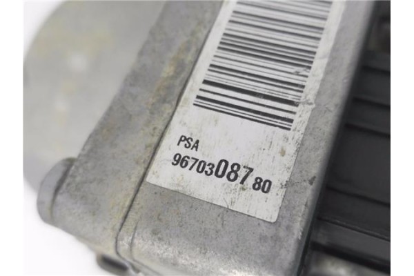 Recambio de bomba servodireccion para citroen c4 berlina 1.4 16v referencia OEM IAM 9670308780 00206BHP5FRA 