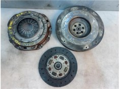 Recambio de kit embrague completo para nissan trade furgón 3.0 tdic referencia OEM IAM 300019C528  