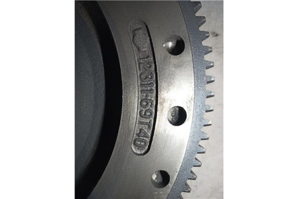 Recambio de kit embrague completo para nissan trade furgón 3.0 tdic referencia OEM IAM 300019C528  