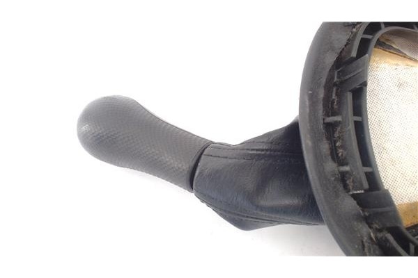 Recambio de palanca de cambio para jeep cherokee (kj) 2.8 crd extreme referencia OEM IAM 52128821AE  