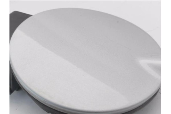 Recambio de tapa exterior combustible para jeep cherokee (kj) 2.8 crd extreme referencia OEM IAM 4674991AH 4716571 