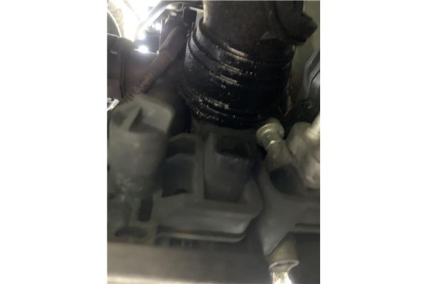 Recambio de intercooler para opel astra j berlina 5p 1.6 selective referencia OEM IAM 13267647  