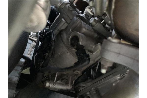 Recambio de compresor aire acond. para opel astra j berlina 5p 1.6 selective referencia OEM IAM 39201703  