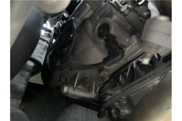 Recambio de compresor aire acond. para opel astra j berlina 5p 1.6 selective referencia OEM IAM 39201703  