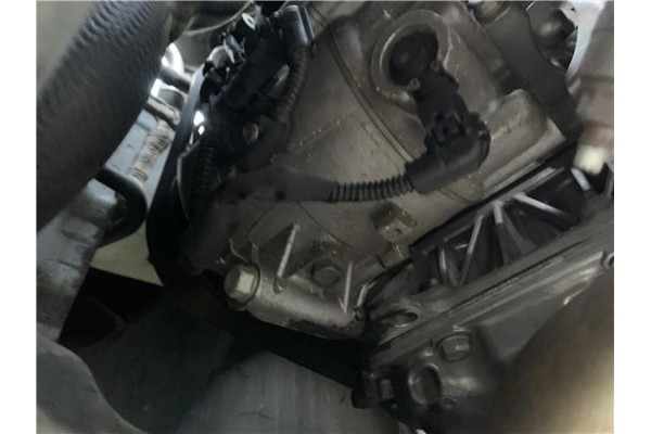 Recambio de compresor aire acond. para opel astra j berlina 5p 1.6 selective referencia OEM IAM 39201703  