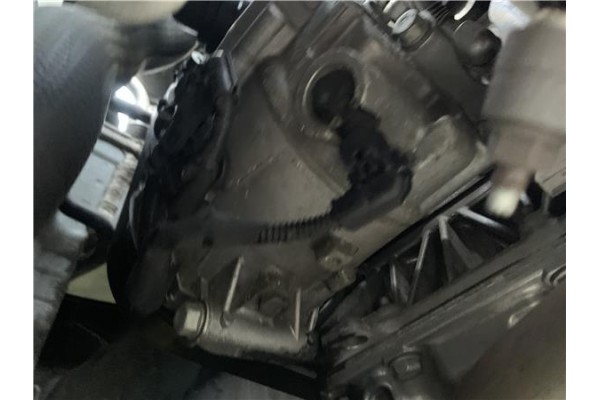 Recambio de compresor aire acond. para opel astra j berlina 5p 1.6 selective referencia OEM IAM 39201703  