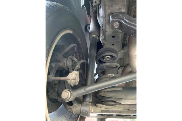 Recambio de amortiguador trasero izquierdo para opel astra j berlina 5p 1.6 selective referencia OEM IAM 13412740  