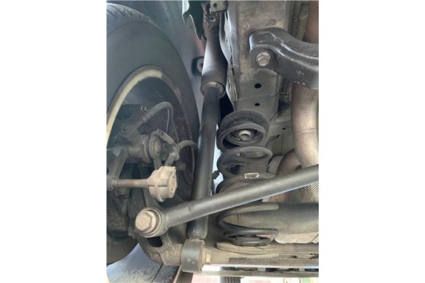 Recambio de amortiguador trasero izquierdo para opel astra j berlina 5p 1.6 selective referencia OEM IAM 13412740  