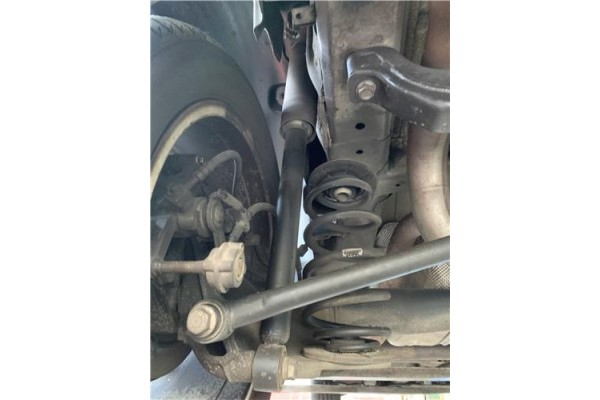 Recambio de amortiguador trasero izquierdo para opel astra j berlina 5p 1.6 selective referencia OEM IAM 13412740  