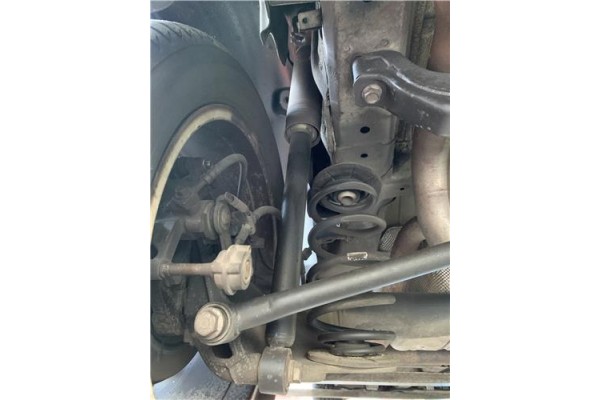 Recambio de amortiguador trasero izquierdo para opel astra j berlina 5p 1.6 selective referencia OEM IAM 13412740  