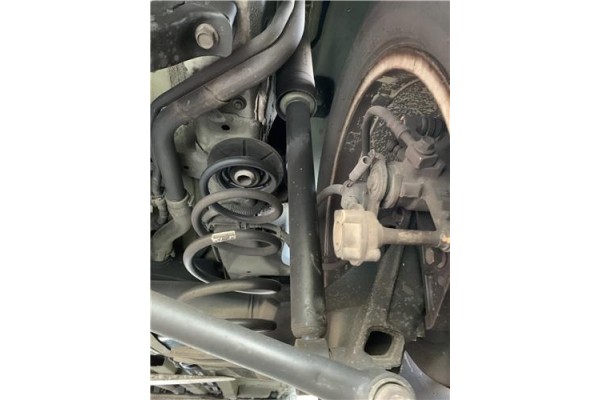 Recambio de amortiguador trasero derecho para opel astra j berlina 5p 1.6 selective referencia OEM IAM 13412740  