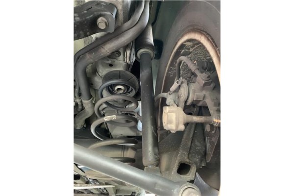 Recambio de amortiguador trasero derecho para opel astra j berlina 5p 1.6 selective referencia OEM IAM 13412740  