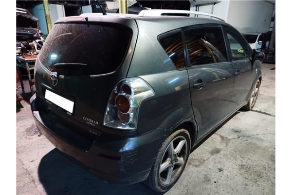 toyota corolla verso (r1) del año 2006