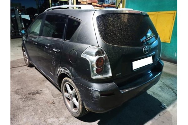 toyota corolla verso (r1) del año 2006