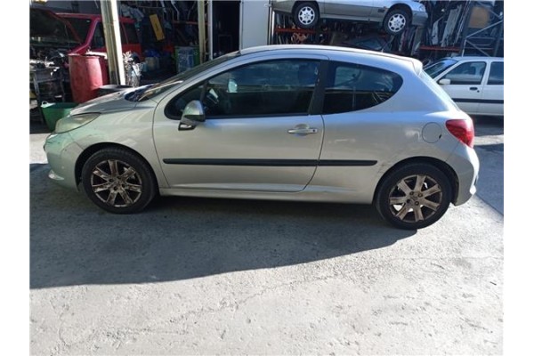 peugeot 207 del año 2007