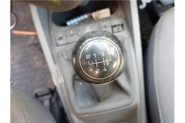 Recambio de palanca de cambio para seat ibiza berlina (6j5) 1.9 tdi referencia OEM IAM   