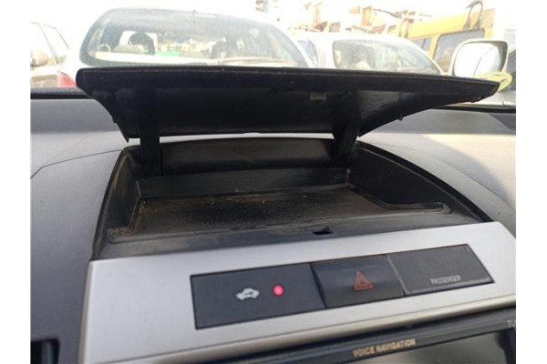 Recambio de tapa guantera para toyota corolla verso (r1) 2.2 d-4d sport referencia OEM IAM   