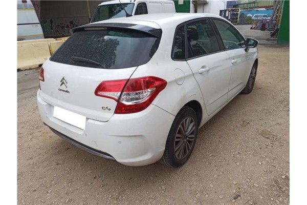 citroen c4 berlina del año 2011