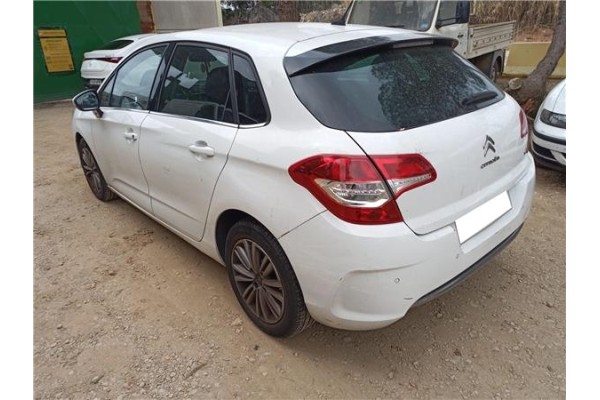 citroen c4 berlina del año 2011