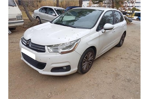 citroen c4 berlina del año 2011