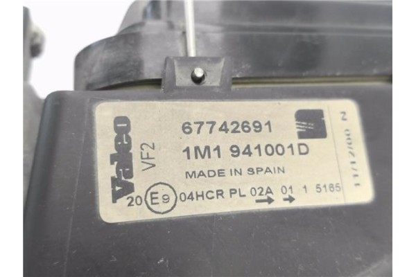 Recambio de faro delantero izquierdo para seat leon (1m1) 1.9 tdi referencia OEM IAM 1M1941001D 67742691 