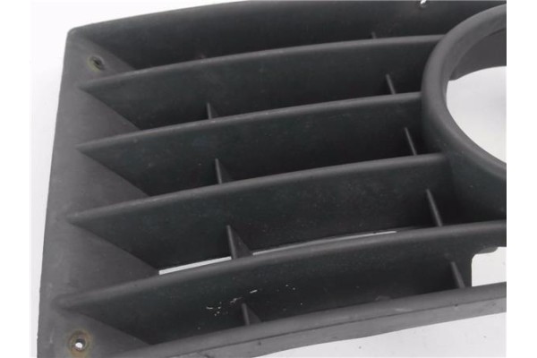 Recambio de rejilla paragolpes delantero izquierda para volkswagen golf v (1k1) 1.9 tdi referencia OEM IAM 1K0853665B  