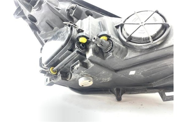 Recambio de faro delantero izquierdo para opel corsa d 1.2 referencia OEM IAM 13186381 89313290 
