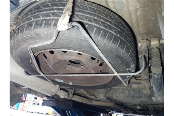 Recambio de soporte rueda repuesto para citroen xsara picasso 2.0 hdi referencia OEM IAM   