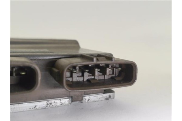 Recambio de centralita para toyota corolla verso (e12) 2.0 d-4d linea terra referencia OEM IAM 8987120030 1310001041 