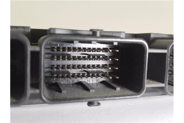 Recambio de centralita para peugeot 308 sw 1.6 hdi referencia OEM IAM 9664257580 281013332 