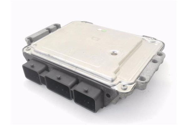 Recambio de centralita para citroen c4 berlina 1.6 collection referencia OEM IAM 9655943580 281011863 