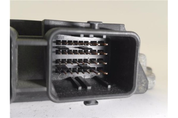 Recambio de centralita para citroen c4 berlina 1.6 collection referencia OEM IAM 9655943580 281011863 