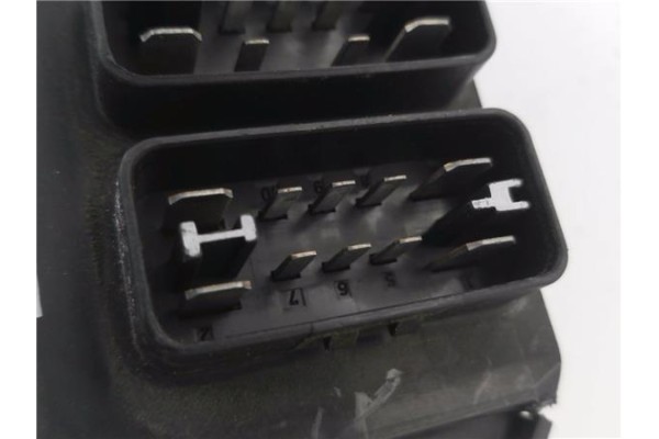 Recambio de caja fusibles/rele para jaguar xj (x300) 6 sovereign 4.0 referencia OEM IAM LNA2800DF 518623012 