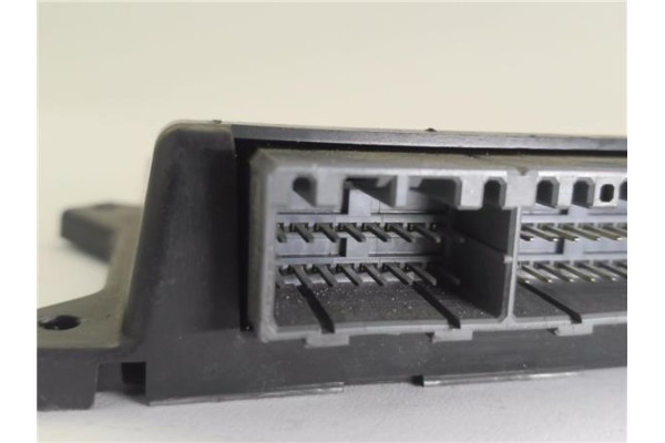 Recambio de centralita para jeep grand cherokee (wh) 3.0 crd overland referencia OEM IAM P56038721AJ F00HJ0050 